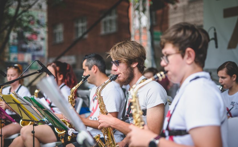 Zámecké Zuškování přinese bubenickou show, divadelní pohádky a další rozmanitý program
