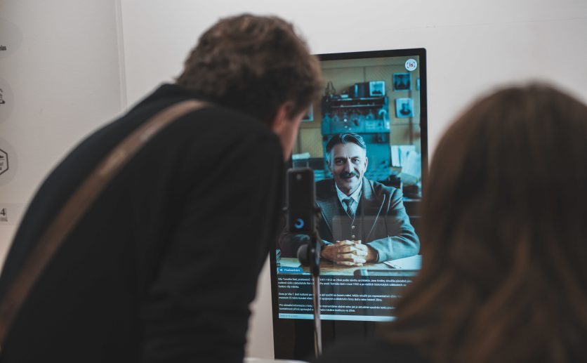 Fotogalerie: beseda Máme se bát AI?