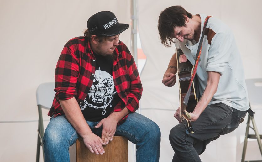 Pouliční muzikanti: Rozhodněte o vítězi!