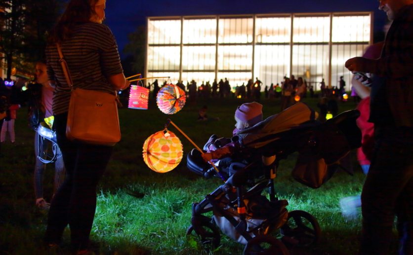 Zlín rozsvítí lampiony a ohňová show