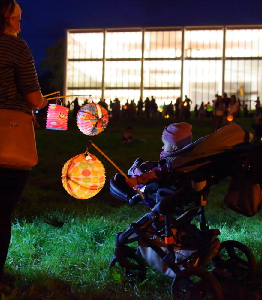 Zlín rozsvítí lampiony a ohňová show