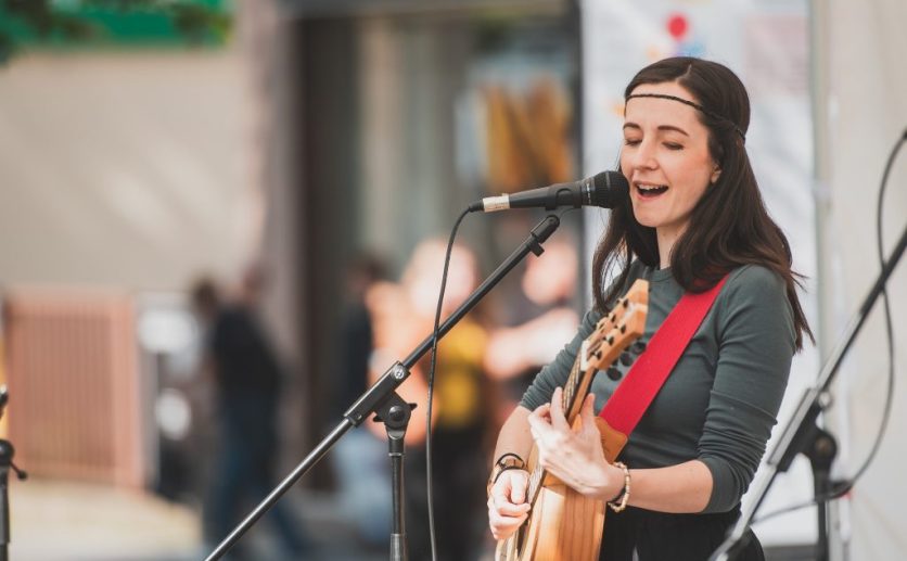 Ukaž, co umíš! Živý Zlín hledá výtvarníky a muzikanty na happening Ulice živě