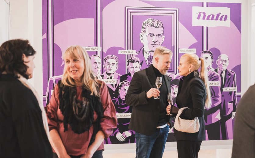 Slavný obuvník jako hrdina z komiksu. Začala výstava Stopy Tomáše Bati