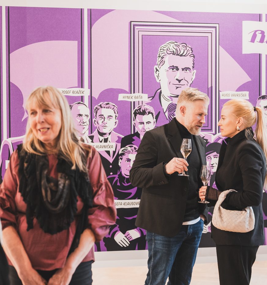 Slavný obuvník jako hrdina z komiksu. Začala výstava Stopy Tomáše Bati