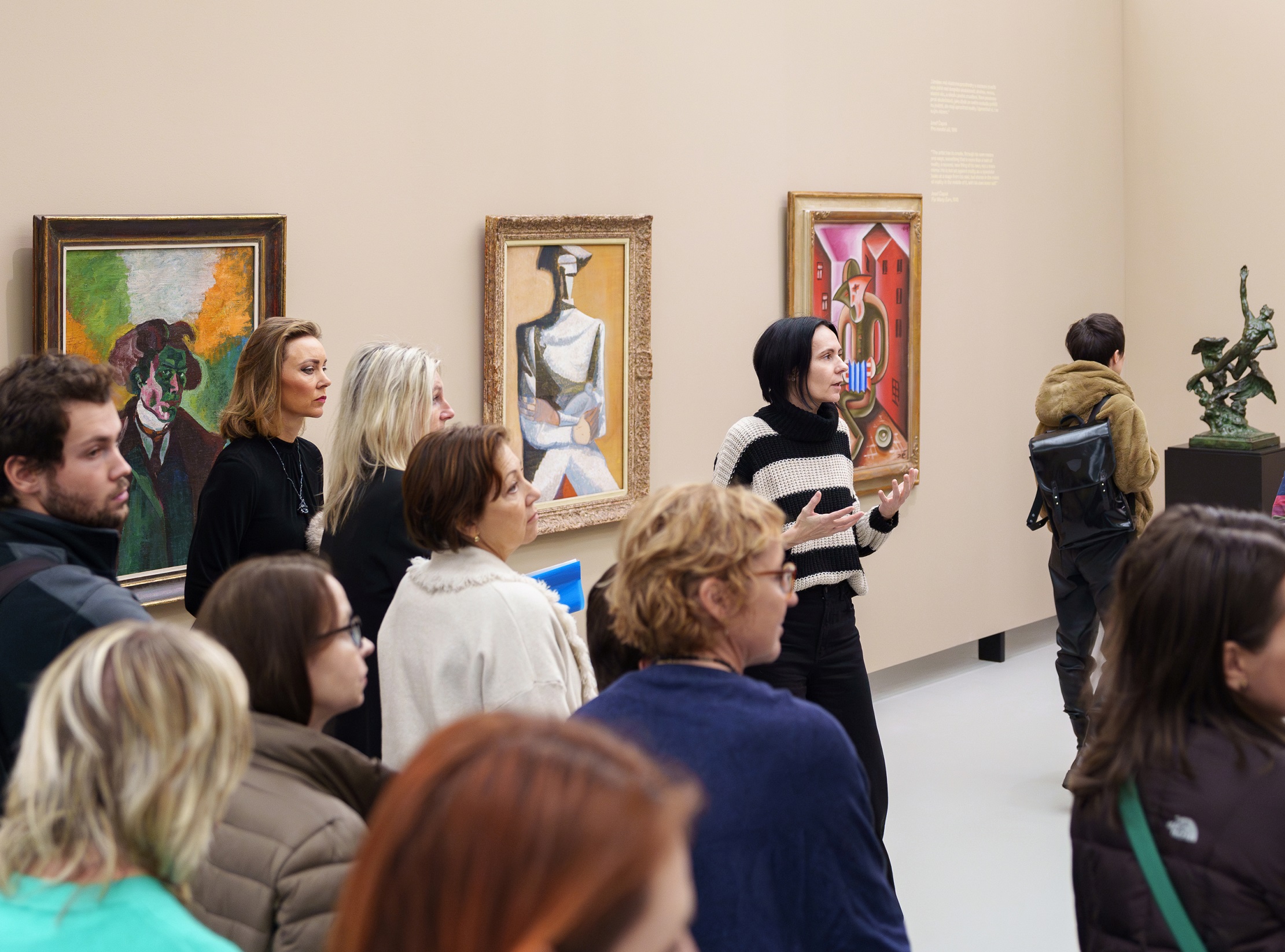 titulní obrazek události 'První komentovaná prohlídka nové expozice krajské galerie pro veřejnost'