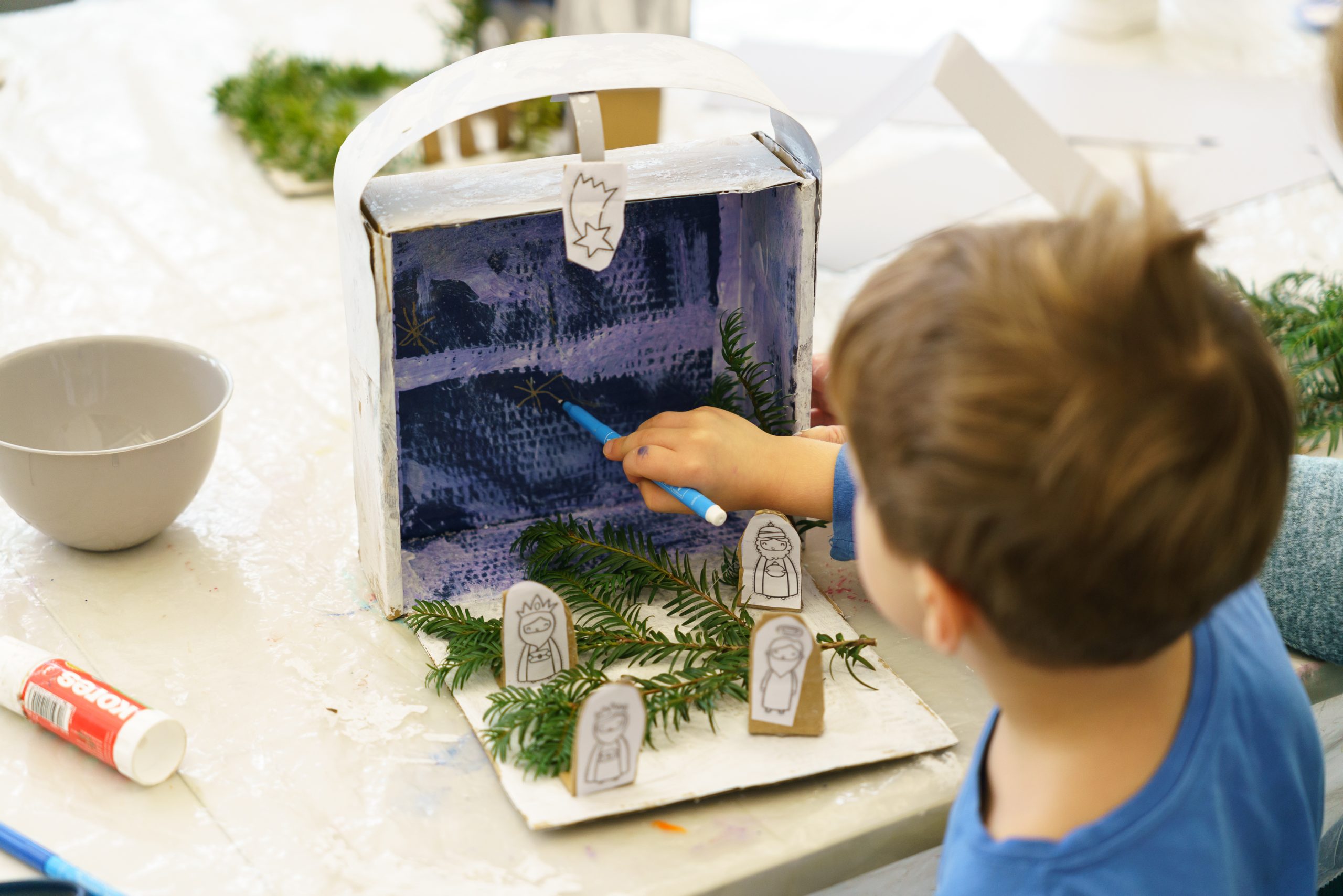 titulní obrazek události 'Nedělní vánoční dílna pro děti v krajské galerii'