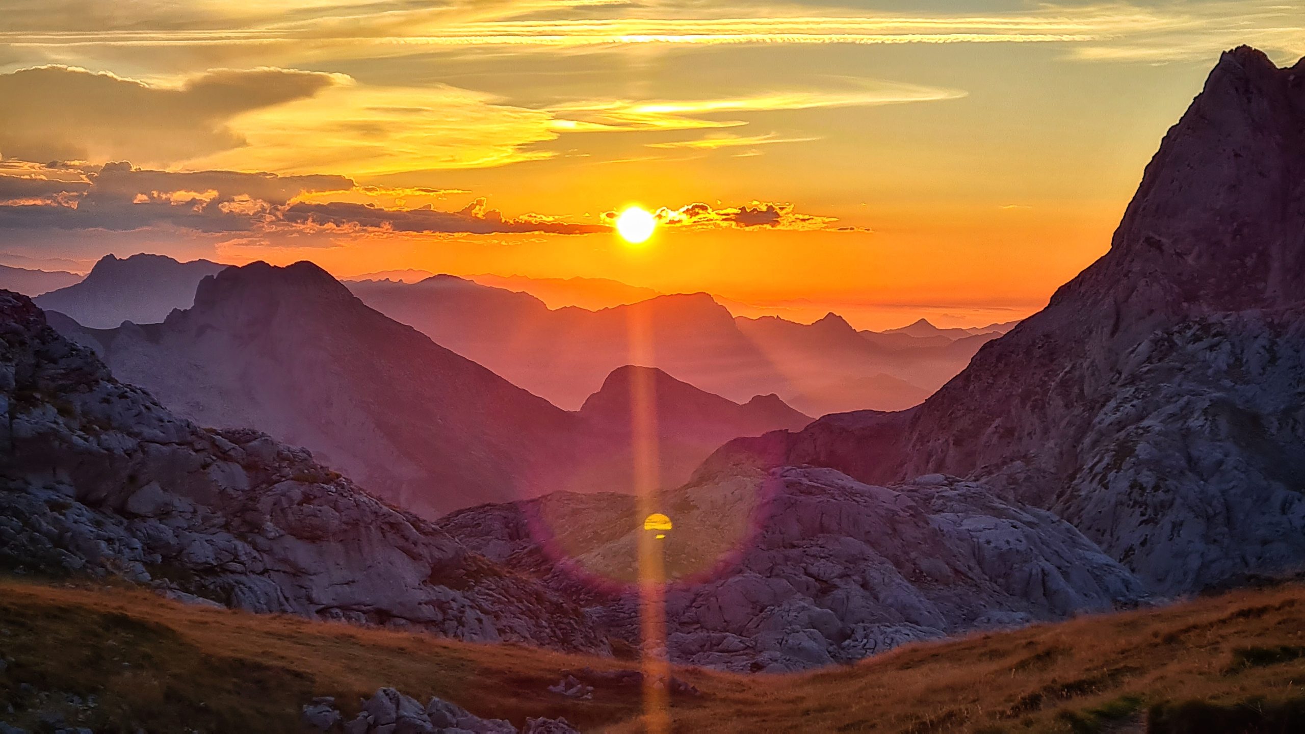 titulní obrazek události 'ŠPANĚLSKO 3 × jinak | Camino, Pyreneje a divoký sever'